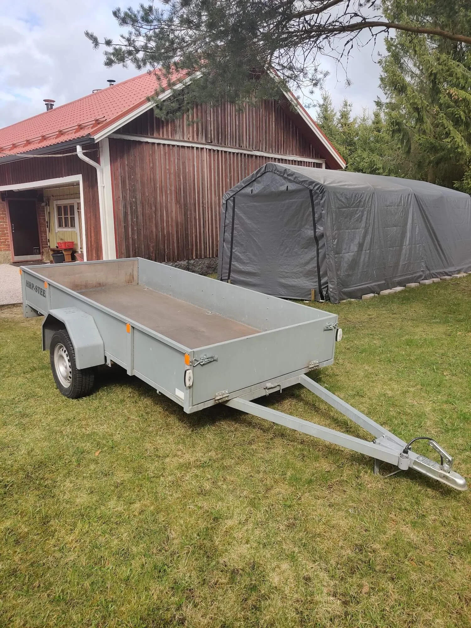 Avoperäkärry vuokraus Seinäjoki – HRP Steel